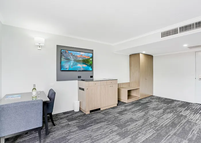 Cairns Sheridan Hotel